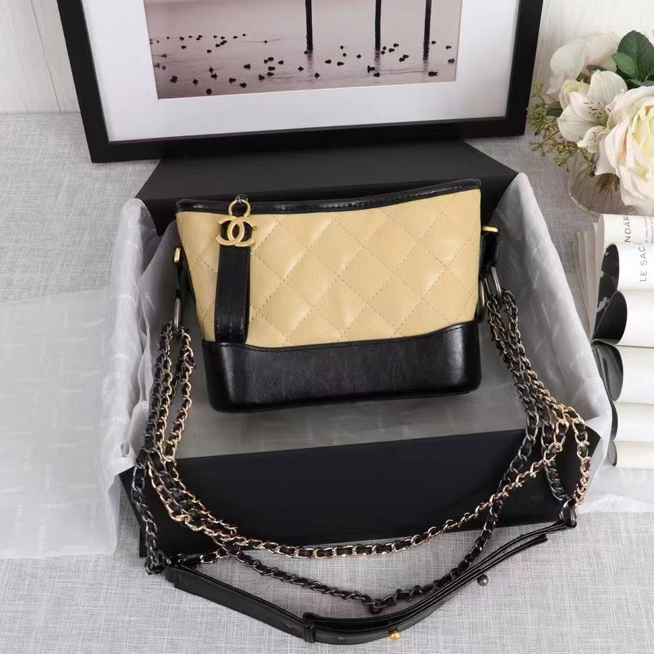 2025 Bag Small Hobo Bag C3